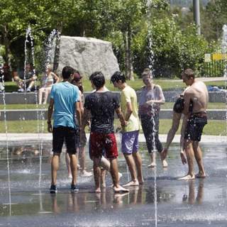В Испании жара бьет рекорды.